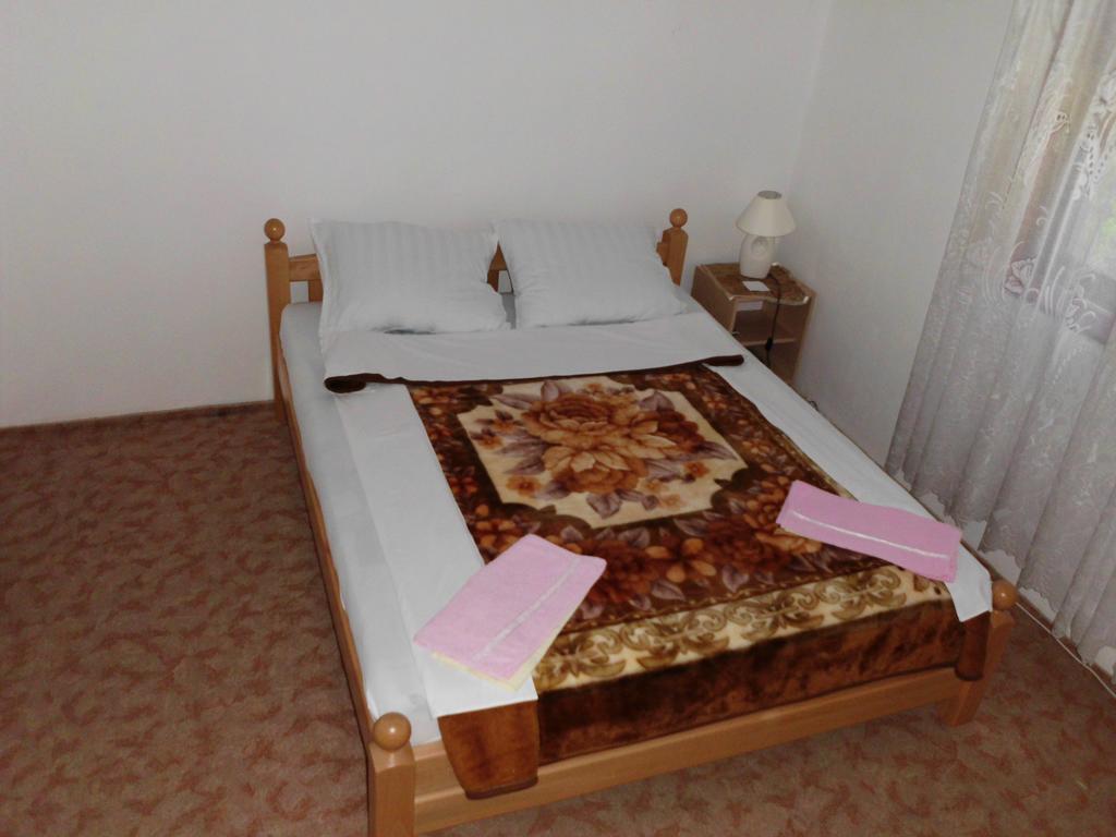 Guest House Krga Кореница Экстерьер фото