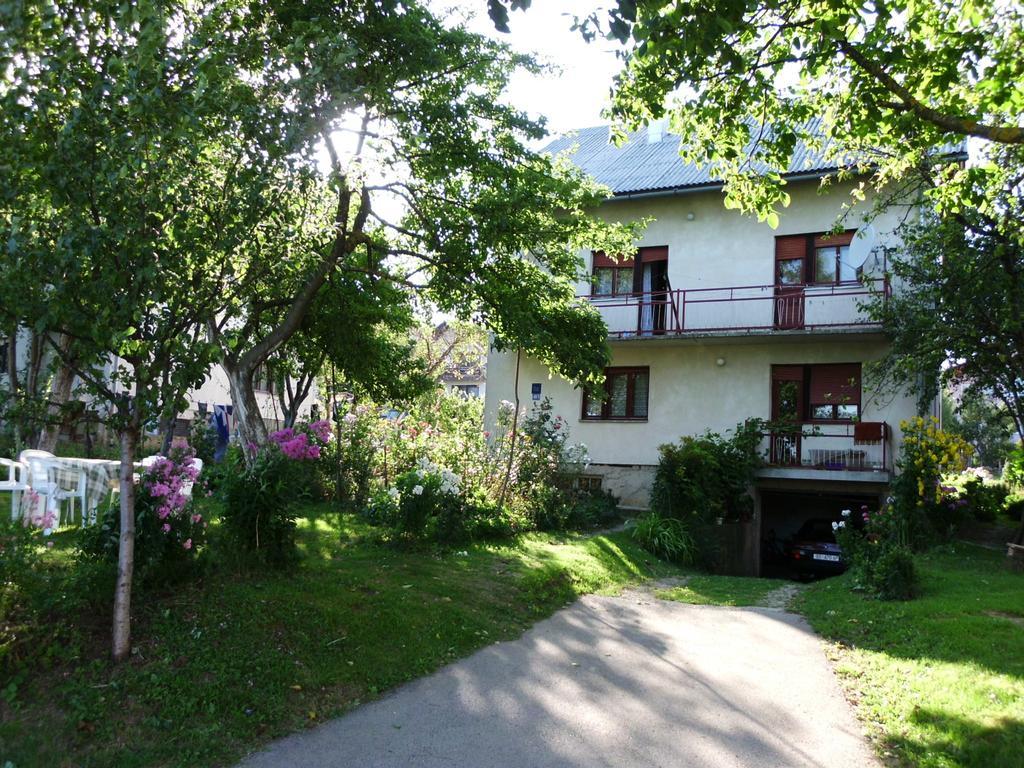 Guest House Krga Кореница Номер фото