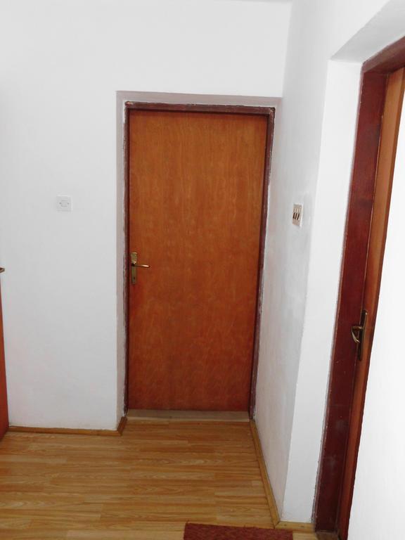 Guest House Krga Кореница Экстерьер фото